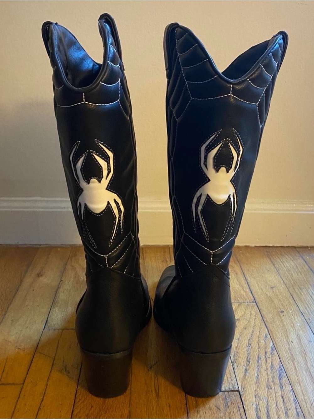 NEW Widow Dollskill spiderweb cowgirl boots 7 - Picture 2 of 3